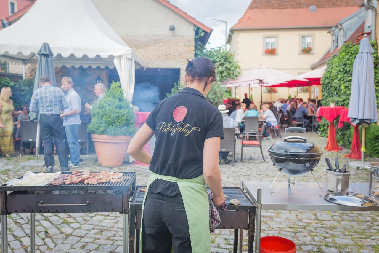 Der Patrizierhof - Weingut Gasthof Hotel - Familie Grebner Grosslangheim Eksteriør bilde